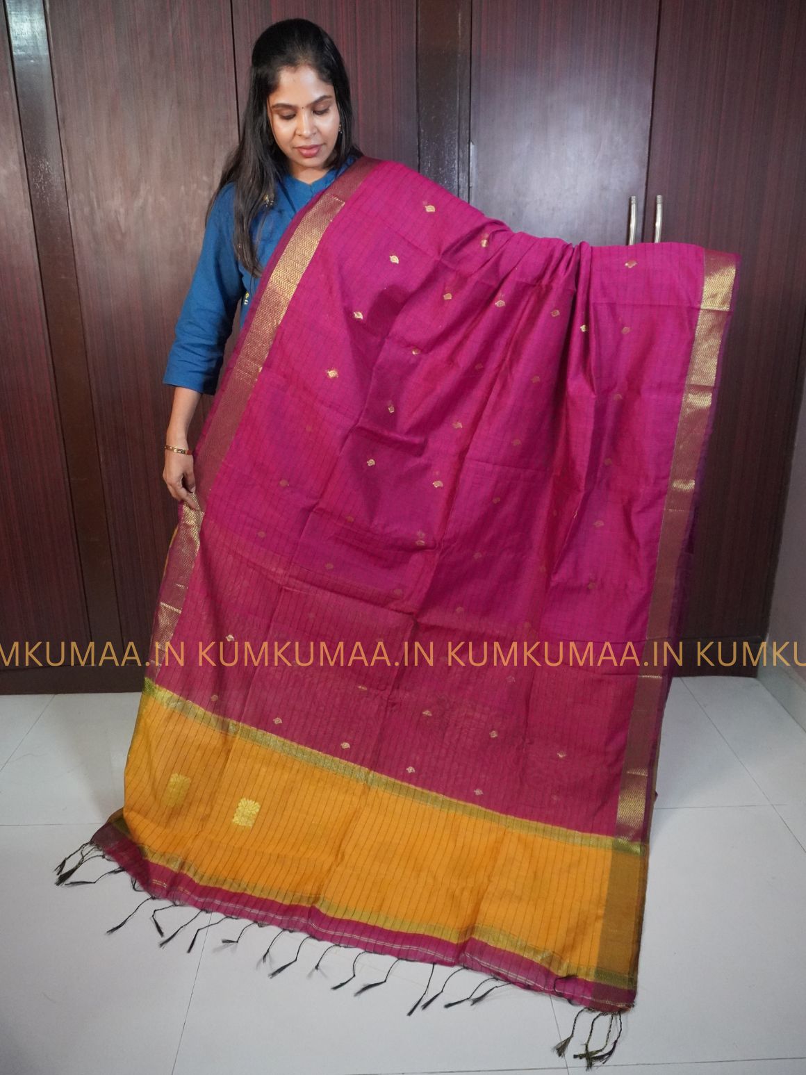 MAHESHWARI COTTON-MAJANTA AND ORANGE COLOUR STRIPED PRINT SAREE WITH BLOUSE - TRENDY - FLORAL DESIGN - Kumkumaa Exclusive COLLECTION - LATEST ELEGANT SAREE