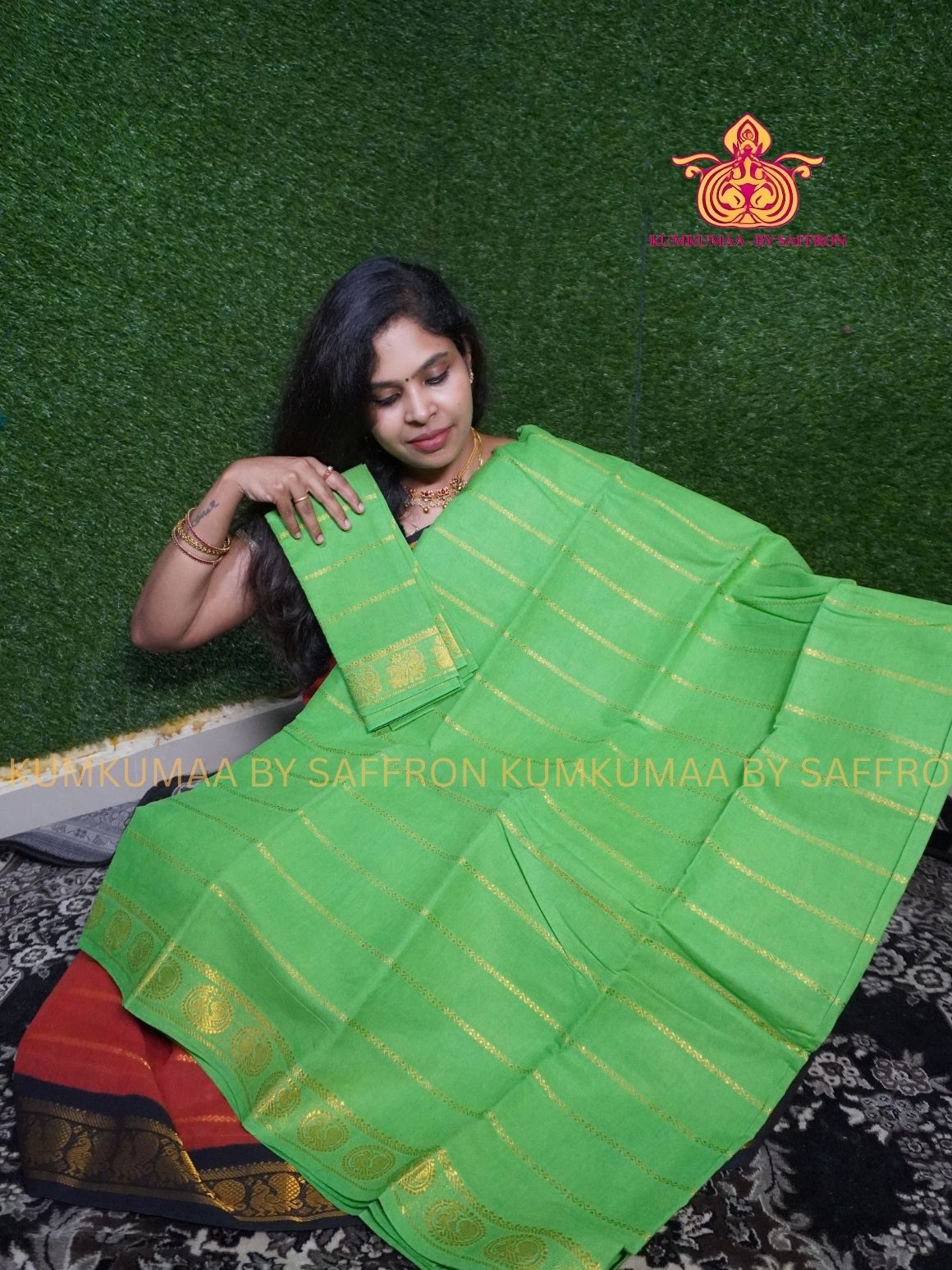 SUNGUDI COTTON- GREEN SAREE WITH BLOUSE - Kumkumaa comfort wear -Soft and breathable -Handloom
