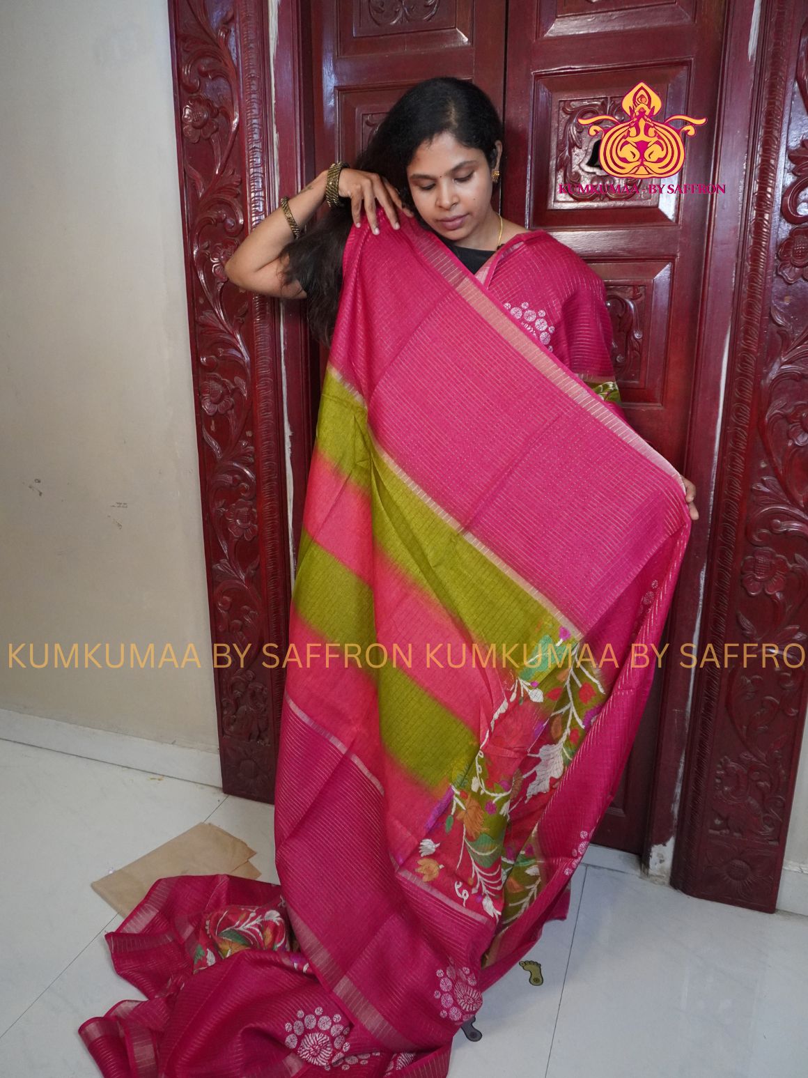 COTTON SILK- BRIGHT PINK AND GREEN SAREE WITH BLOUSE - MINIMALISTIC BORDER -FLORAL DESIGN PRINTED- Kumkumaa FESTIVE - SELF BLOUSE - OCCASION ELEGANCE - STYLISH AND BEAUTIFUL