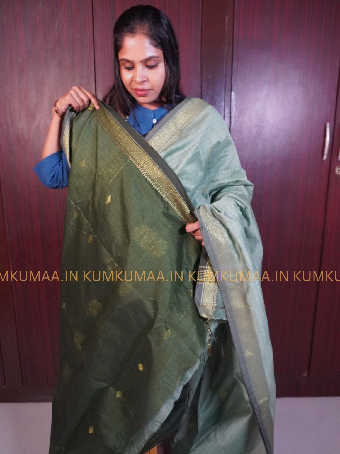 MAHESHWARI COTTON- SAGE GREEN AND GREEN COLOUR STRIPED PRINT SAREE WITH BLOUSE - TRENDY - FLORAL DESIGN - Kumkumaa Exclusive COLLECTION - LATEST ELEGANT SAREE
