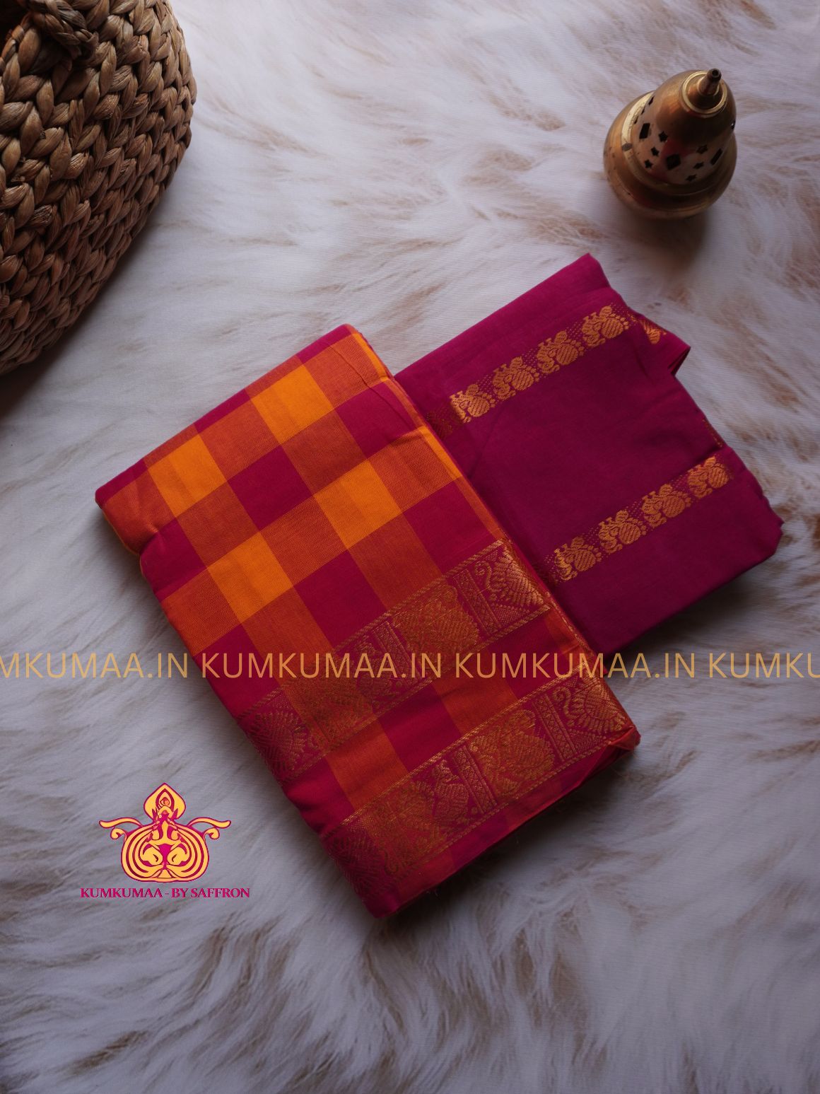 SUNGUDI COTTON- PALUM PAZHAMUM CHECKED WITH RETTAPET ZARI BORDER - WITH BLOUSE - Kumkumaa comfort wear -Soft and breathable -Handloom