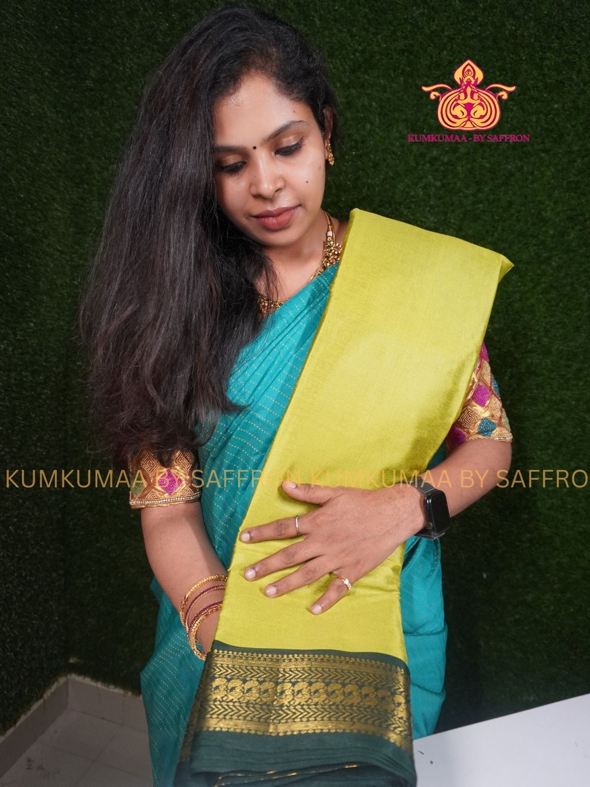 MERCEDISED COTTON-LIGHT GREEN AND DARK GREEN SAREE WITH BLOUSE- KANCHI STYLE BORDER- TRADITIONAL WEAR - Kumkumaa FESTIVE WEAR - EXCLUSIVE SHINY AND SOFT