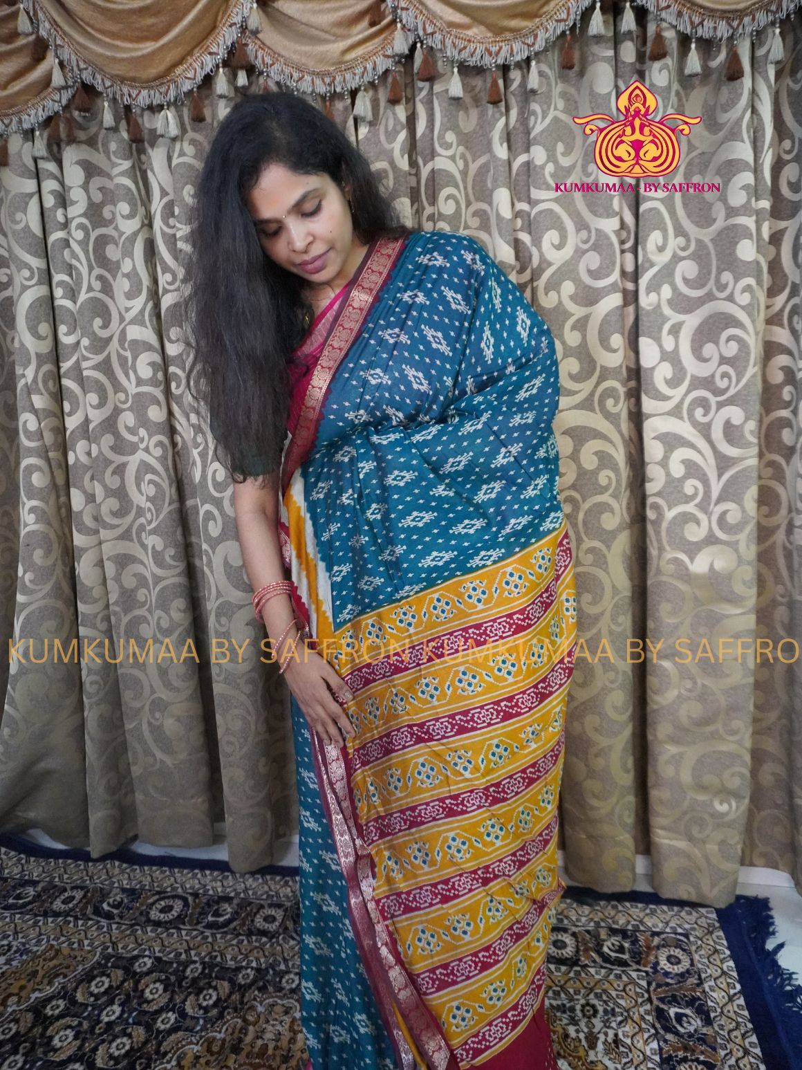 MAHESHWARI COTTON SILK- TEAL GREEN AND RED SAREE WITH BLOUSE - MINIMALISTIC BORDER -GEOMETRIC DESIGN PRINTED- Kumkumaa FESTIVE - OCCASION ELEGANCE - STYLISH AND BEAUTIFUL