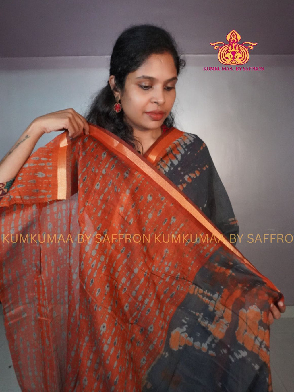 SOFT COTTON - BLACK GREEN AND ORANGE COLOUR - SHIBORI DESIGN SAREE - ZARI MINIMALIST BORDER - LATEST COLLECTION - KUMKUMAA BY SAFFRON - UNIQUE DESIGN