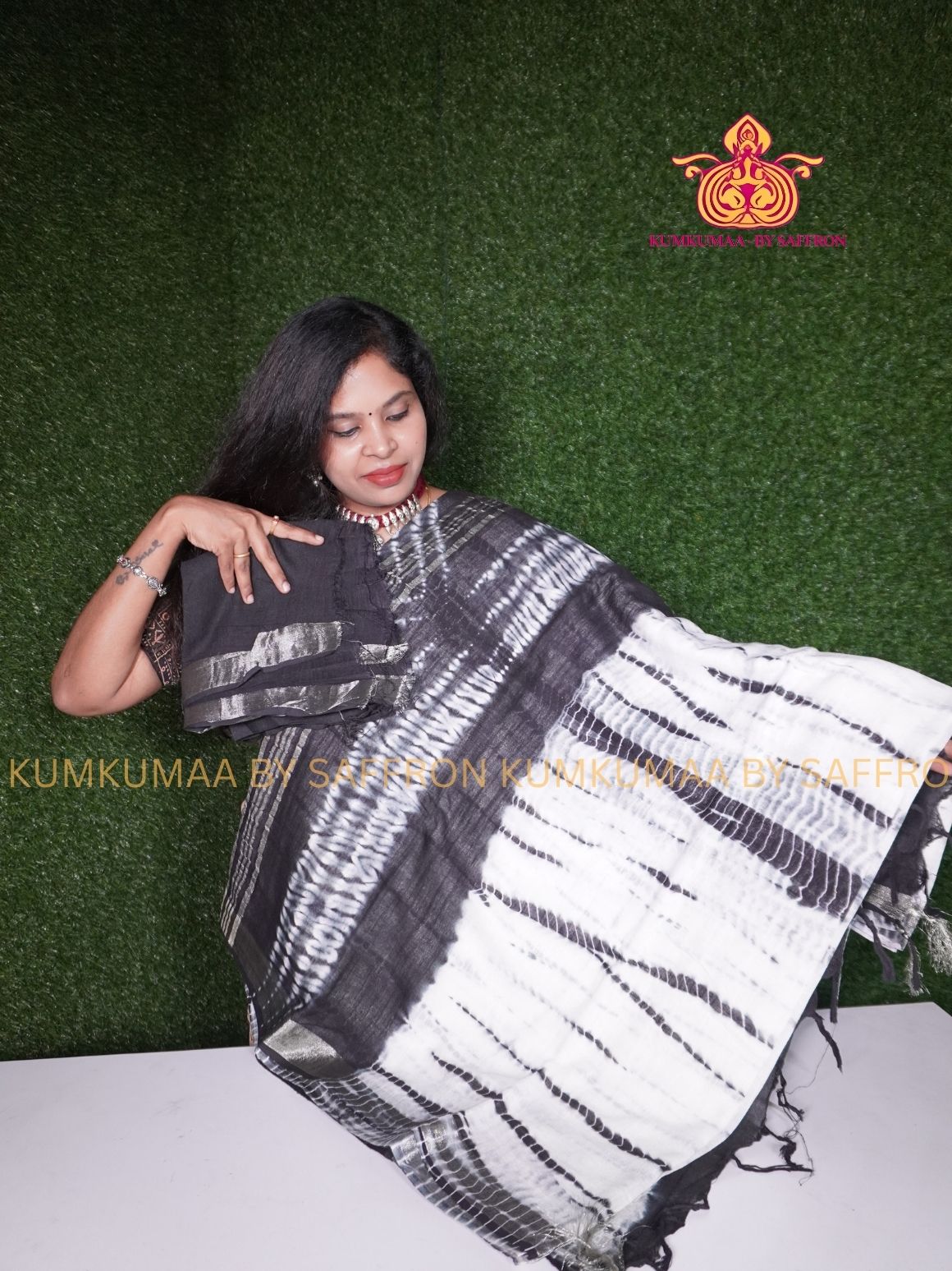 LINEN COTTON- BLACK WITH WHITE COLOUR SAREE- SHIBORI LINES DESIGN - Soft and comfortable everyday wear saree - WITH BLOUSE - Kumkumaa exclusive - Comfort wear Collection- Trendy and comfortable
