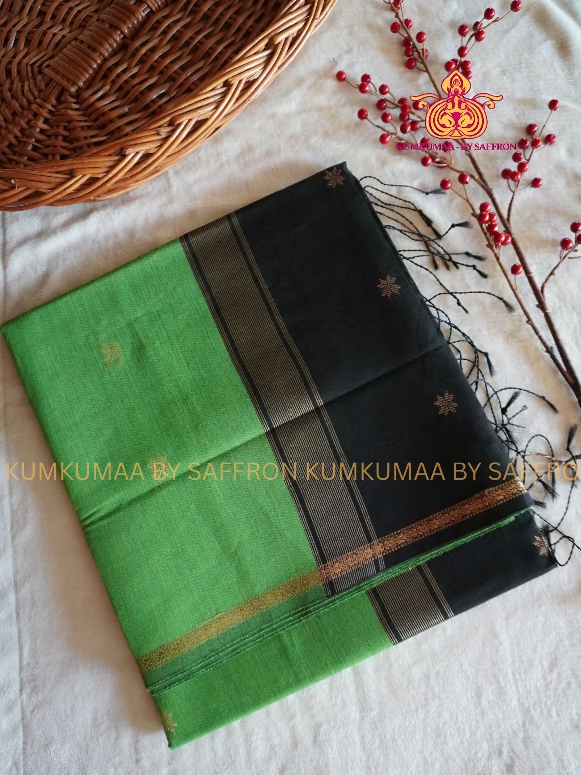 MAHESHWARI COTTON SILK-PARROT GREEN AND DARK GREEN SAREE WITH BLOUSE - Kumkumaa FESTIVE - GOLD ZARI WEAVING - OCCASION ELEGANCE
