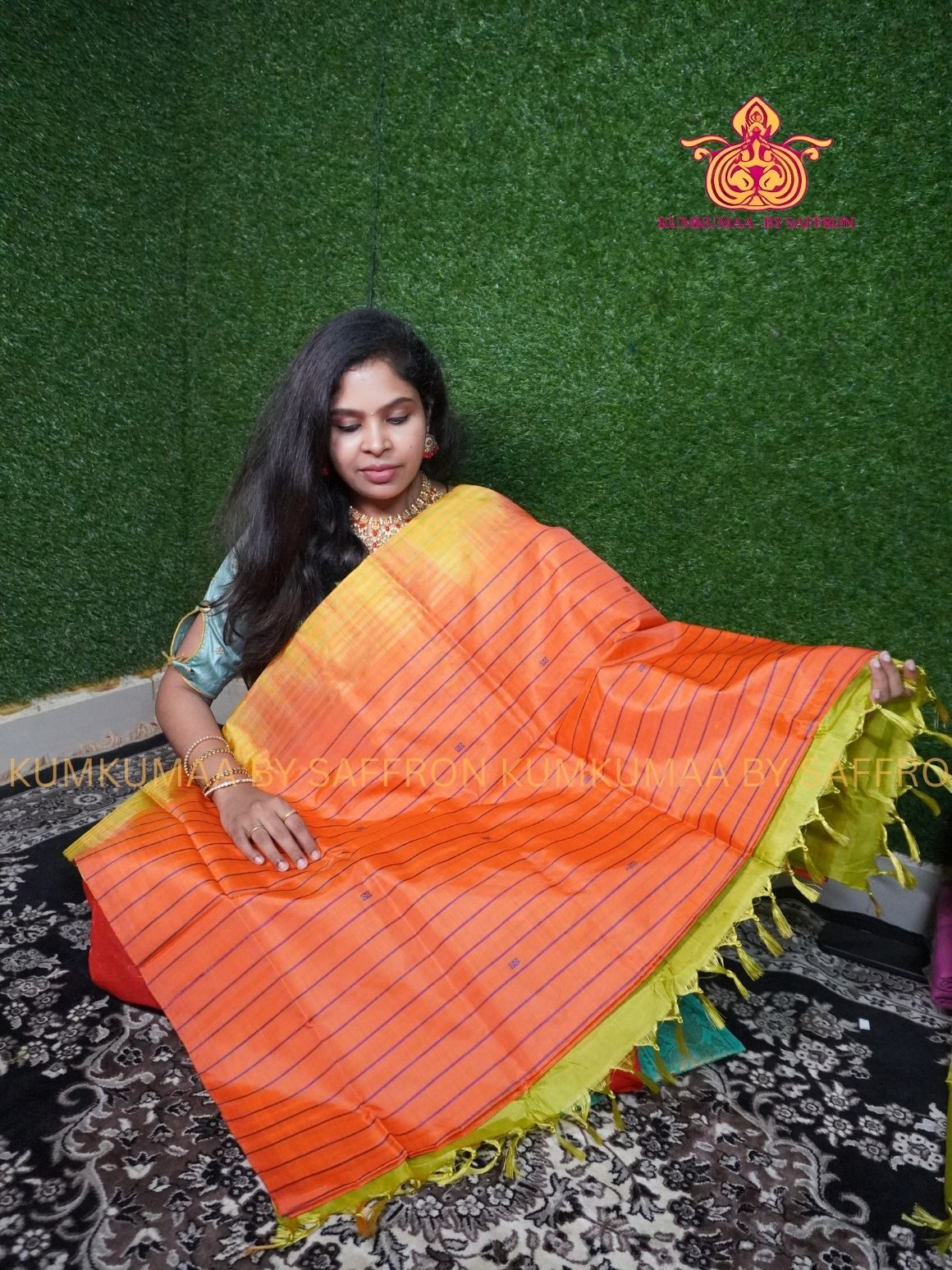 VAAZHAINAAR PATTU - ORANGE AND GREEN SAREE - WITHOUT BORDER- TRADITIONAL WITHOUT BLOUSE - Kumkumaa TRADITIONAL