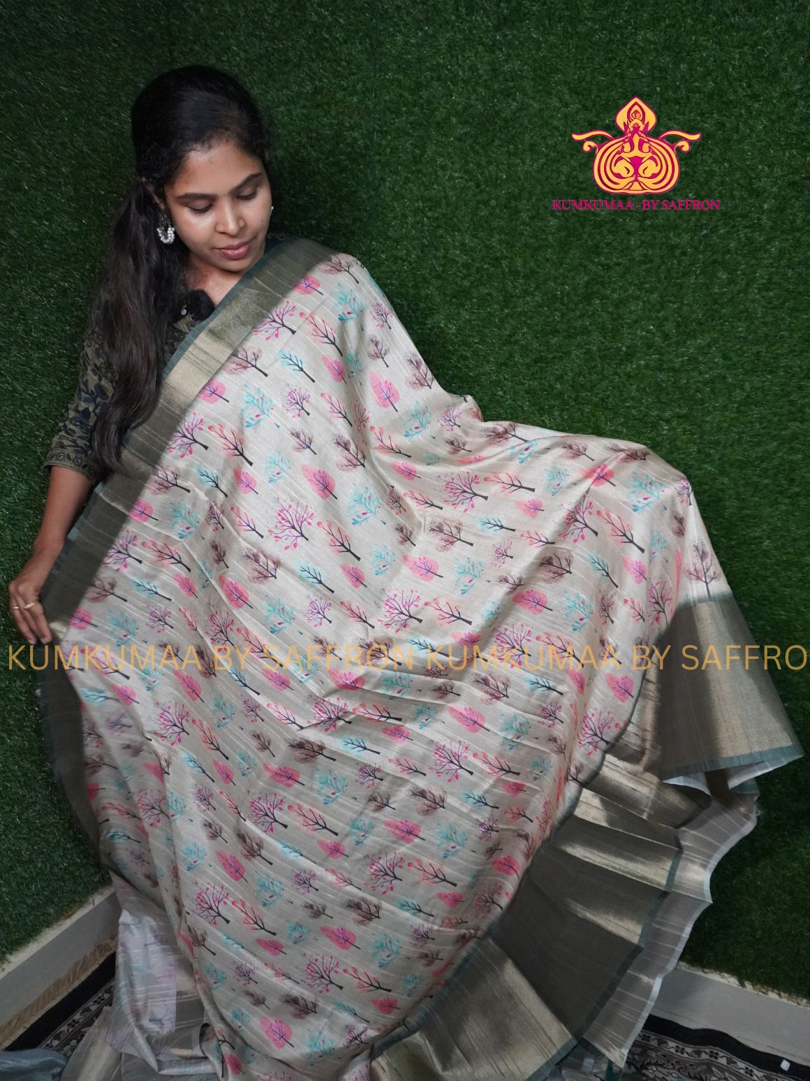 TUSSAR SILK - BEIGE OLIVE GREEN - FLOWER DESIGN SAREE - FALL TREE DESIGN ZARI WEAVING BORDER - LATEST COLLECTION - KUMKUMAA BY SAFFRON - UNIQUE DESIGN