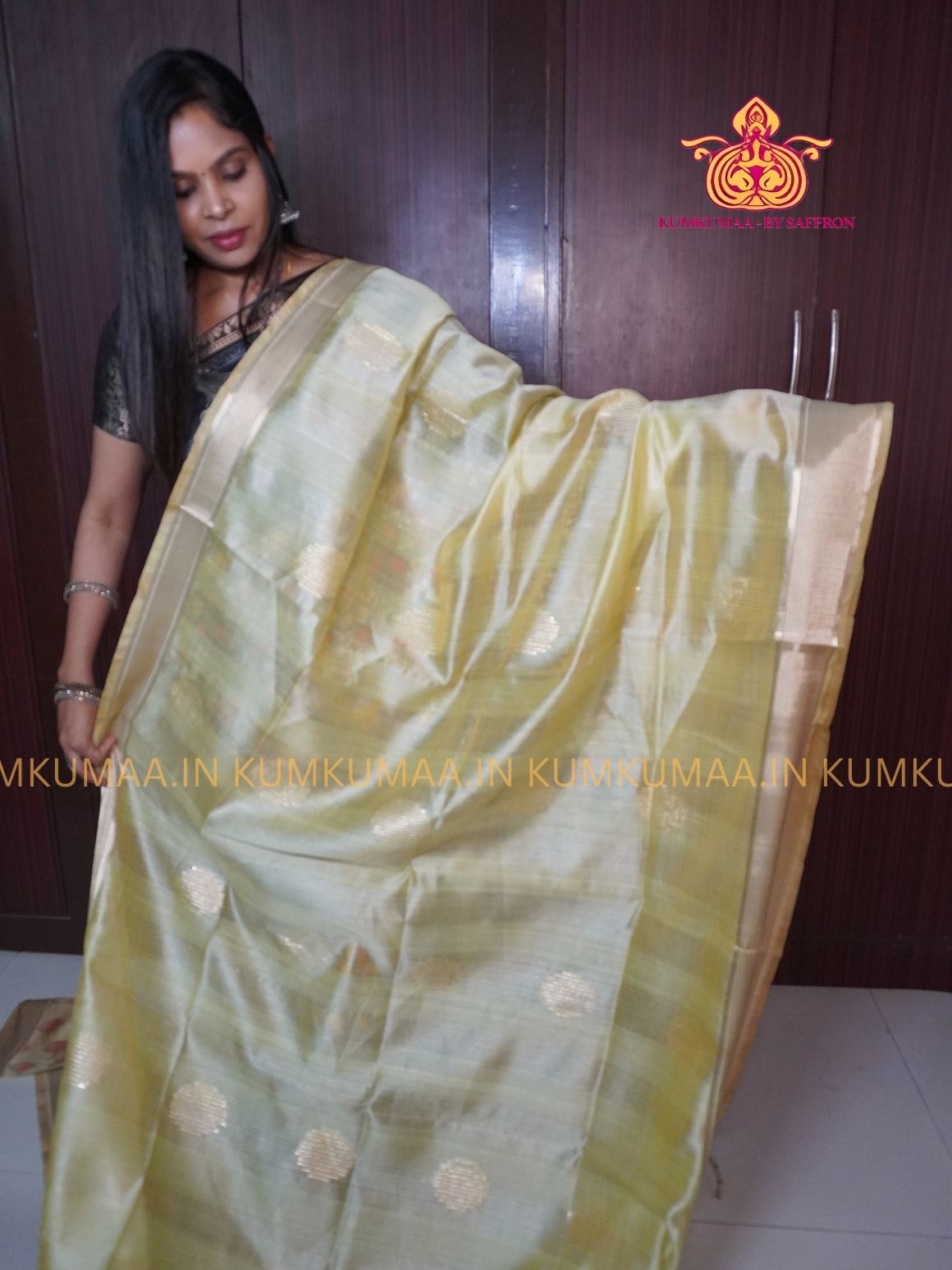 COTTON SILK- PISTA GREEN AND BEIGE SAREE WITH BLOUSE - MINIMALISTIC BORDER -FLORAL DESIGN PRINTED- Kumkumaa FESTIVE - OCCASION ELEGANCE - STYLISH AND BEAUTIFUL