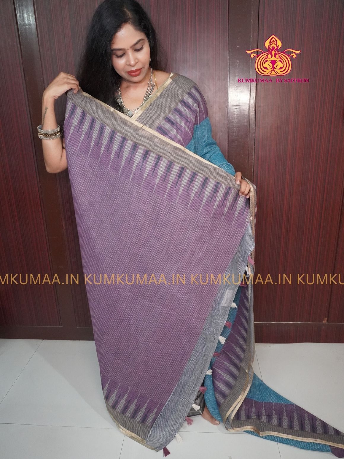 SOFT COTTON - BLUE AND MAJANTA COLOUR - TEMPLE DESIGN SAREE - MINIMALIST BORDER - LATEST COLLECTION - KUMKUMAA BY SAFFRON - UNIQUE DESIGN