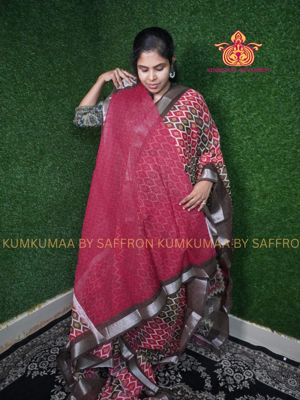 SOFT COTTON - RED AND BROWN - HONEY COMB DESIGN SAREE - ZARI MINIMALIST BORDER - LATEST COLLECTION - KUMKUMAA BY SAFFRON - UNIQUE DESIGN
