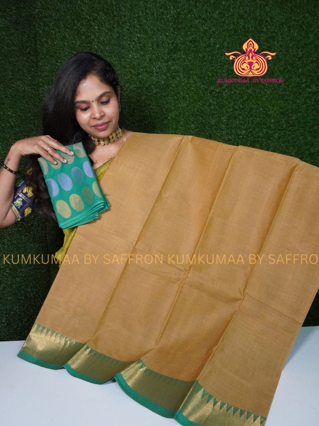 CHETTINAD COTTON - BEIGE SAREE WITH TURQUOISE BORDER - SOFT AND COMFORTABLE - Kumkumaa Exclusive COMFORT EVERYDAY SAREE