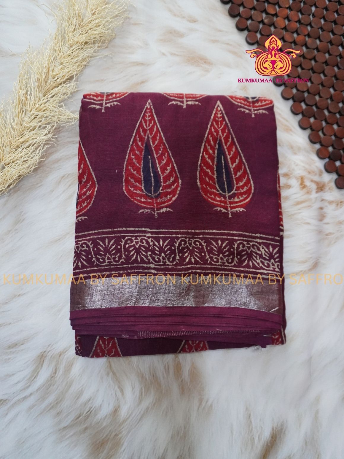 LINEN COTTON- MAROON FLORAL DESIGN PRINTED SAREE- Soft and comfortable everyday wear saree - WITH BLOUSE - Kumkumaa exclusive - Comfort wear Collection- Trendy and comfortable