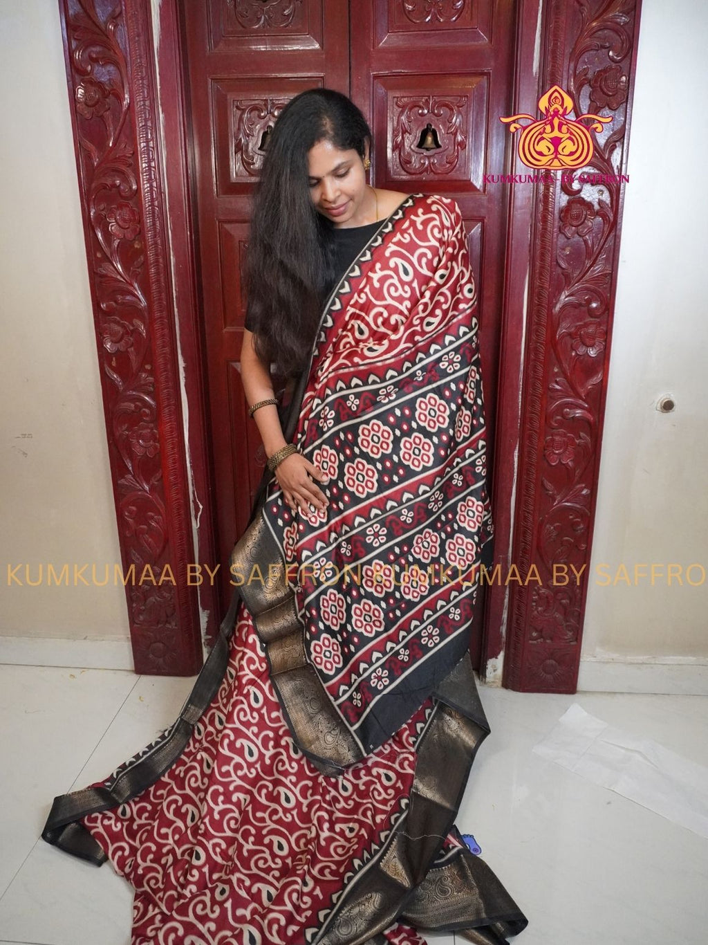 Dola Silk - COMFORTABLE FESTIVE Beautiful saree for women-RED-BLACK COLOUR - FLORAL PRINT - ZARI BORDER - KUMKUMAA TRENDY TRADITIONAL WEAR - Comfort - Confidence - Elegance