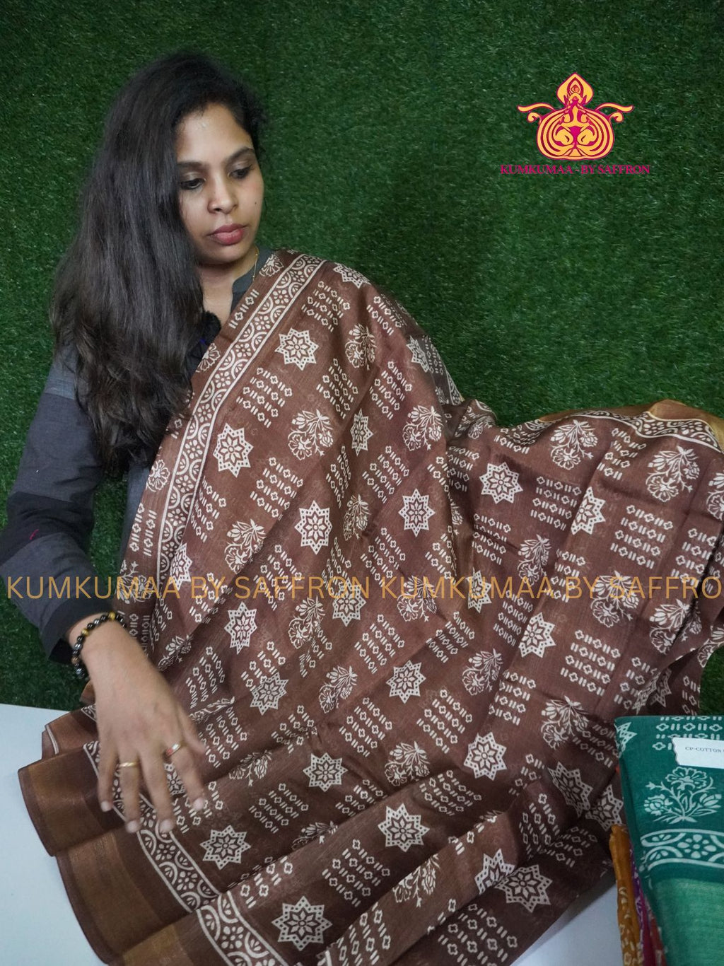 BUDGETED SAREE - BROWN PRINT SAREE- EVERYDAY SAREE - Kumkumaa Exclusive- BEST QUALITY AT AFFORDABLE PRICE