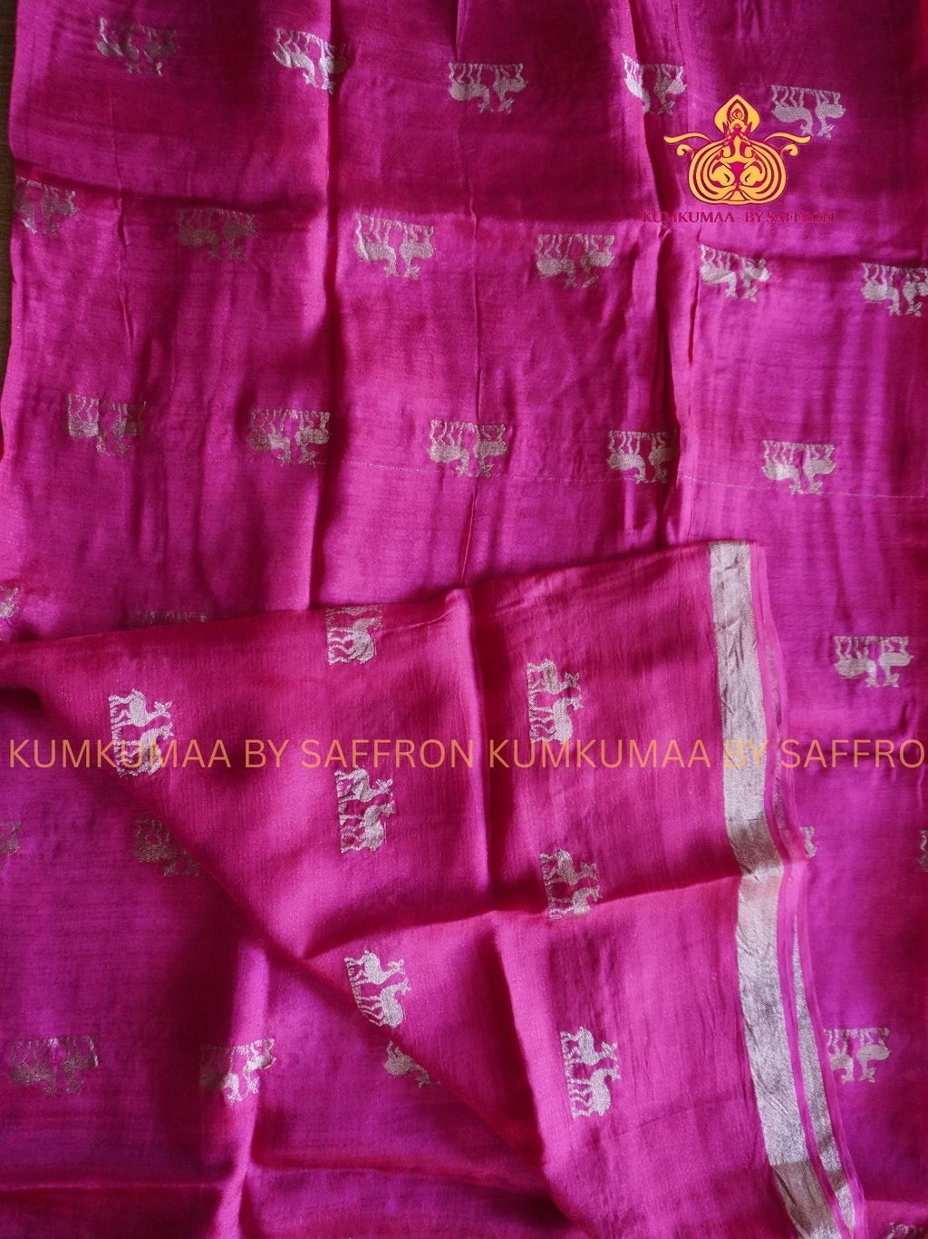 VISCOSE SAREE - MAJANTA SAREE WITH DEER WEAVING - PARTY WEAR - EXCLUSIVE KUMKUMAA COLLECTION-FLOWY MATERIAL- CHIC AND GORGEOUS