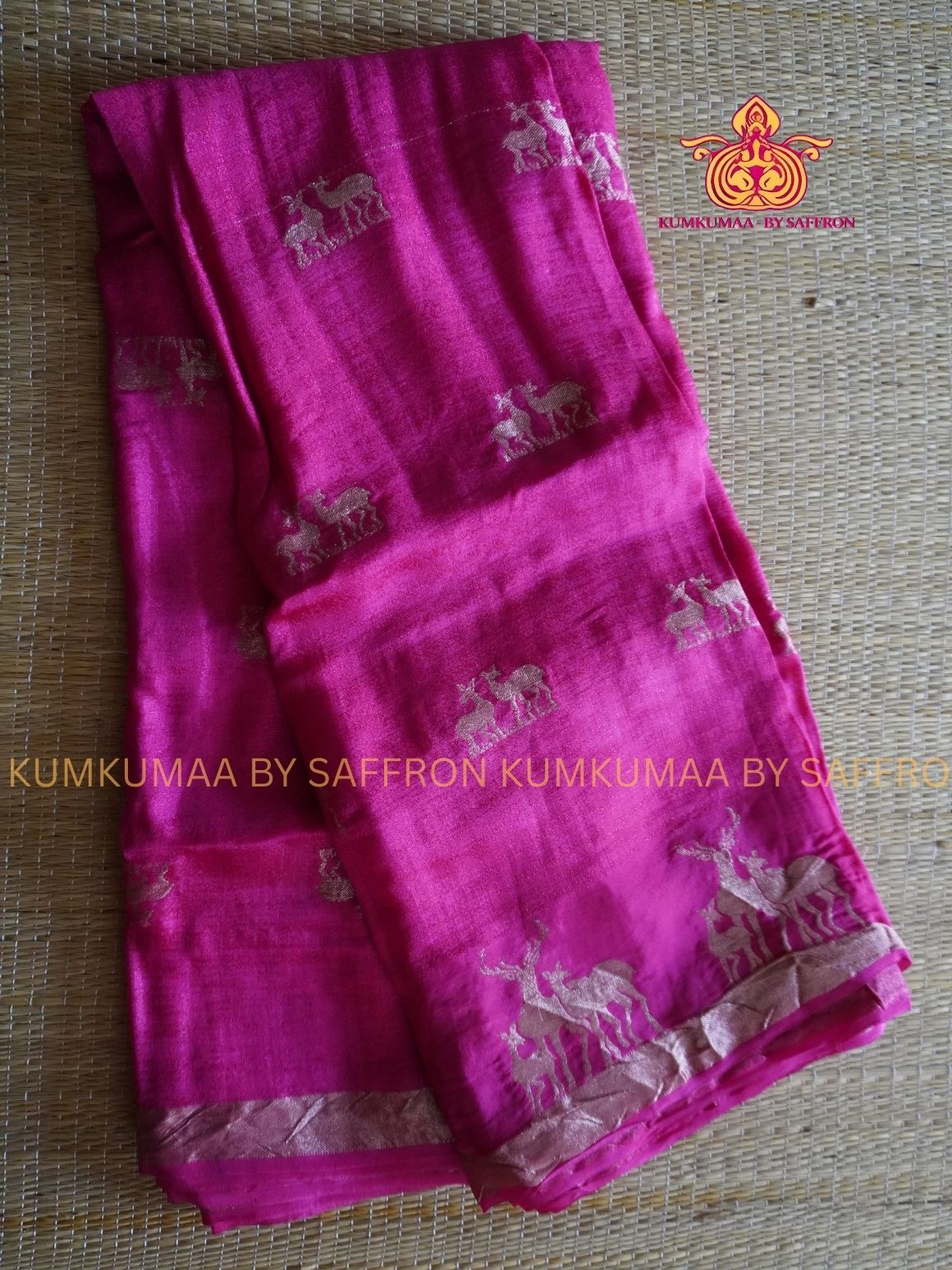 VISCOSE SAREE - MAJANTA SAREE WITH DEER WEAVING - PARTY WEAR - EXCLUSIVE KUMKUMAA COLLECTION-FLOWY MATERIAL- CHIC AND GORGEOUS