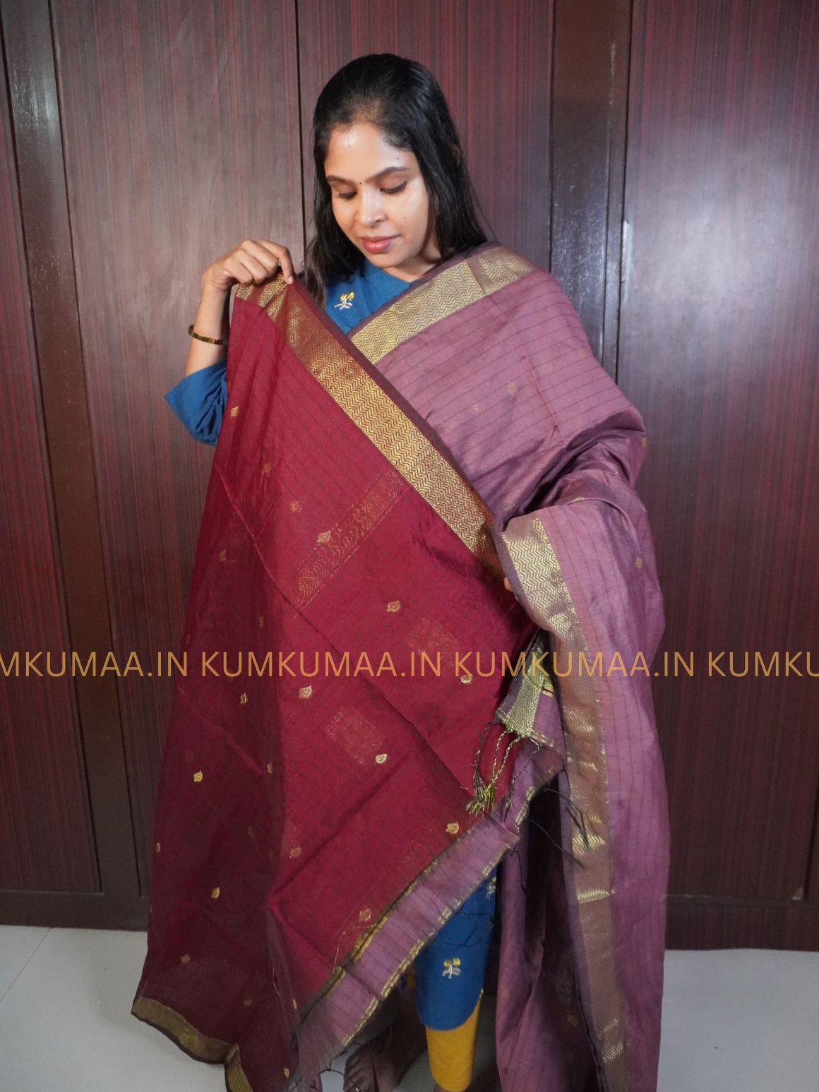 MAHESHWARI COTTON- DUSTY ROSE AND RED COLOUR STRIPED PRINT SAREE WITH BLOUSE - TRENDY - FLORAL DESIGN - Kumkumaa Exclusive COLLECTION - LATEST ELEGANT SAREE