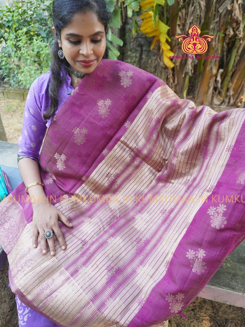 RAW SILK SAREE - MAJANTA SAREE WITH FLORAL DESIGN - ETHNIC WEAR - EXCLUSIVE KUMKUMAA COLLECTION- RAW SILK MATERIAL -FESTIVE
