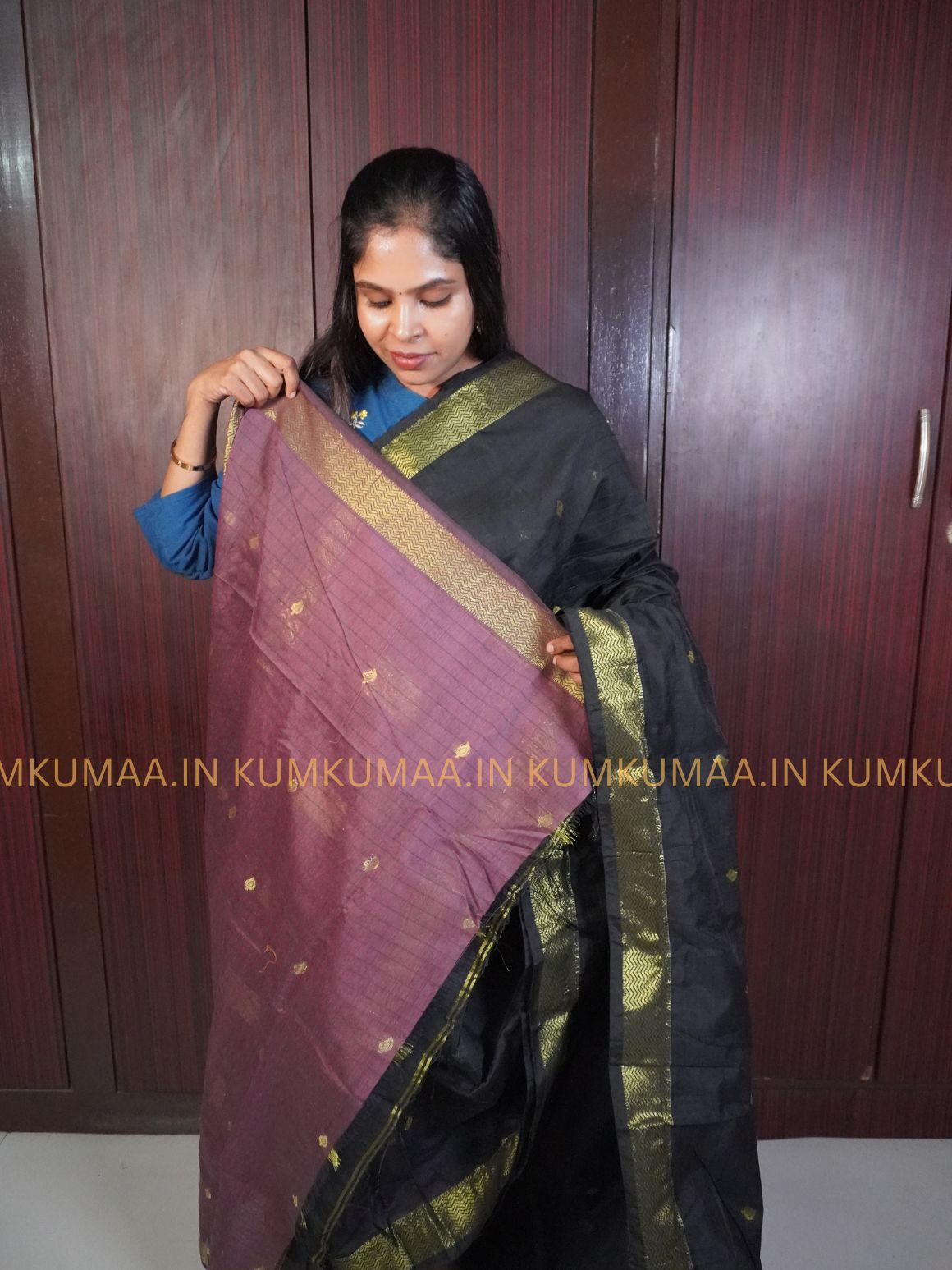 MAHESHWARI COTTON- BLACK AND DUSTY ROSE COLOUR STRIPED PRINT SAREE WITH BLOUSE - TRENDY - FLORAL DESIGN - Kumkumaa Exclusive COLLECTION - LATEST ELEGANT SAREE