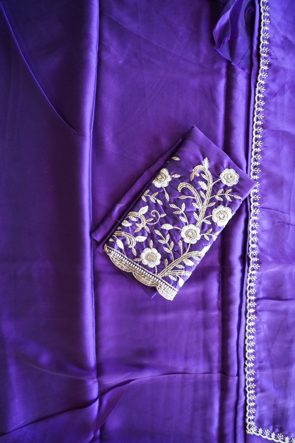 CHIFFON - PURPLE SAREE WITH EMBROIDERY BLOUSE - PARTY WEAR - EXCLUSIVE KUMKUMAA COLLECTION-FLOWY MATERIAL- CHIC AND GORGEOUS